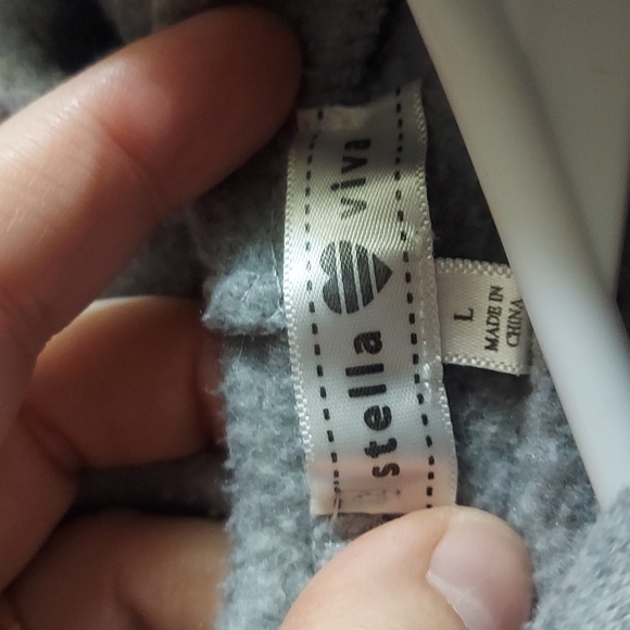 Crop jacket for ladies, size large. - Picture 2 of 4